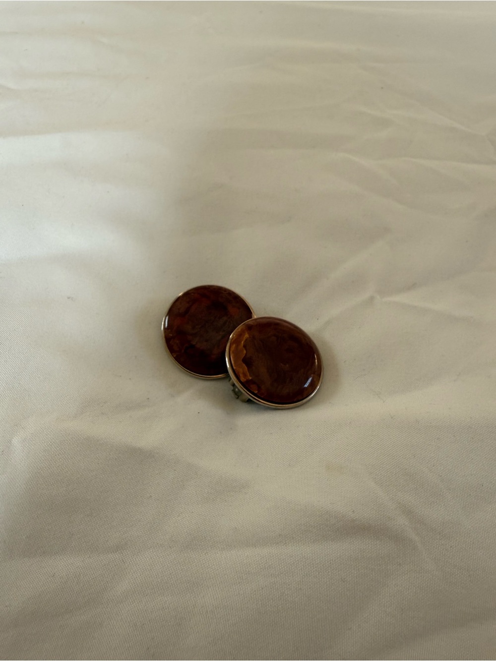 Vintage Classic Brown Round Clip-On Earrings - Elegant Women’s Accessory